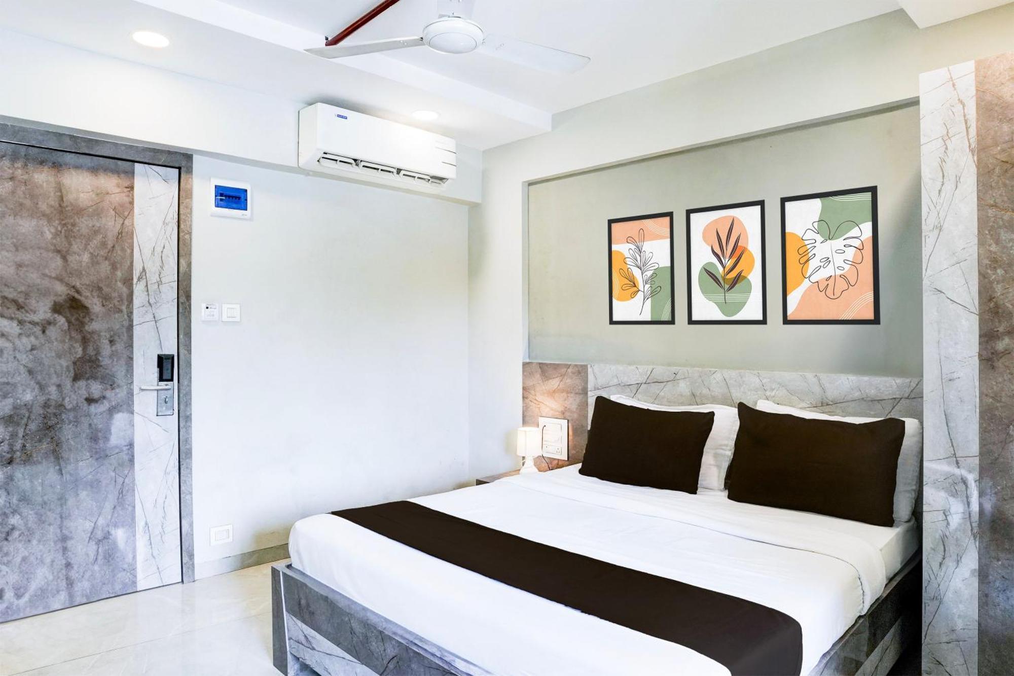 Super Townhouse Oak Vashi Hotel Turambhe Екстериор снимка